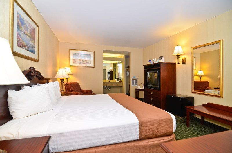 Best Western Gateway Adirondack Inn Utica Zimmer foto